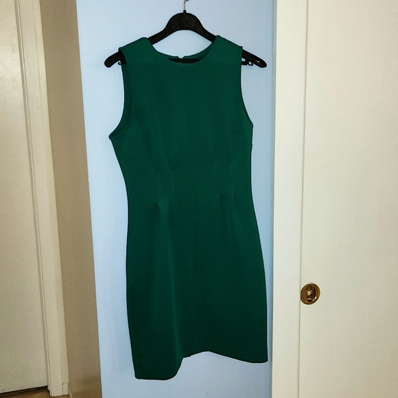 Green bodycon dress - Picture 1 of 7